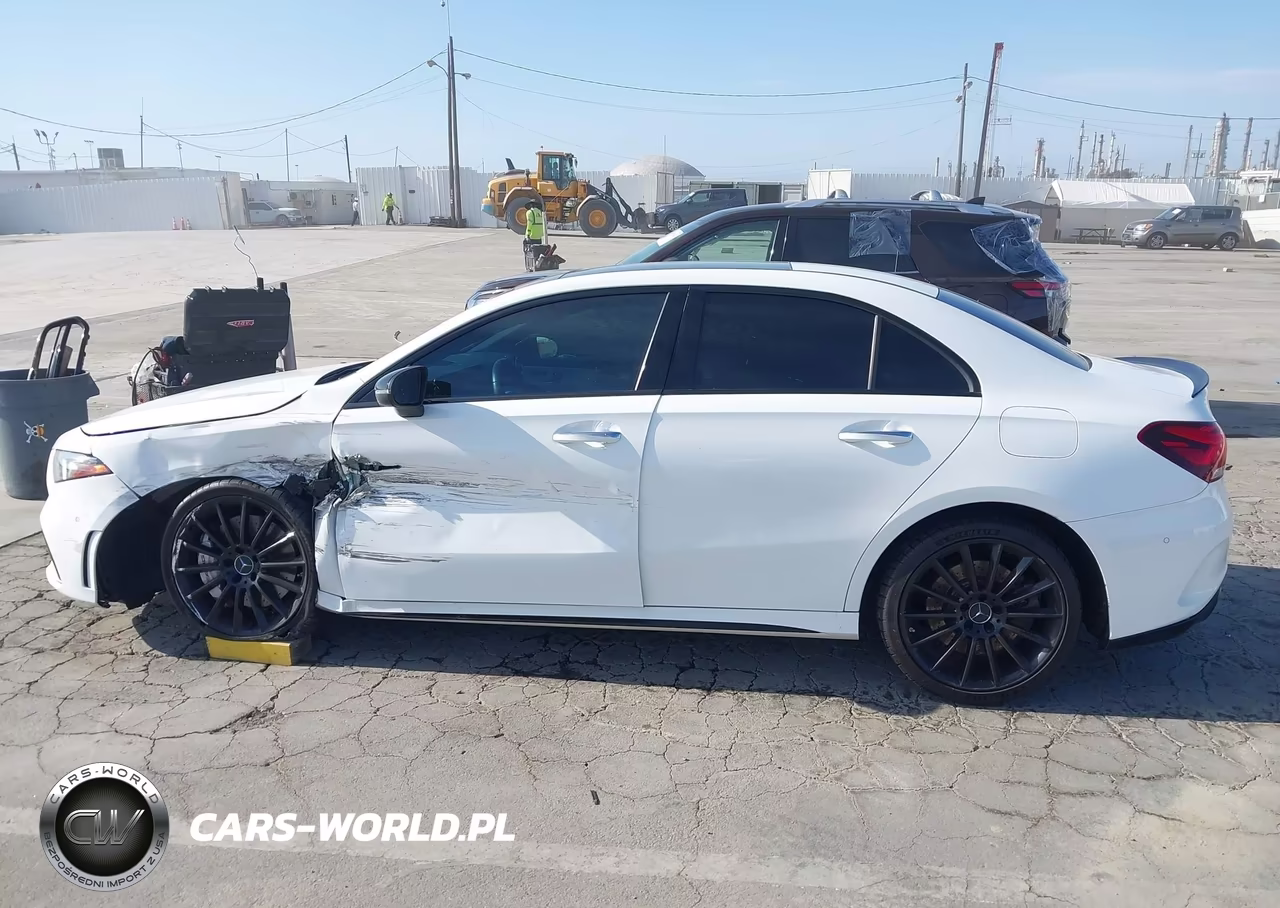 2021 Mercedes-Benz Amg A 35 4Matic VIN:W1K3G5BB8MJ275643 - 14