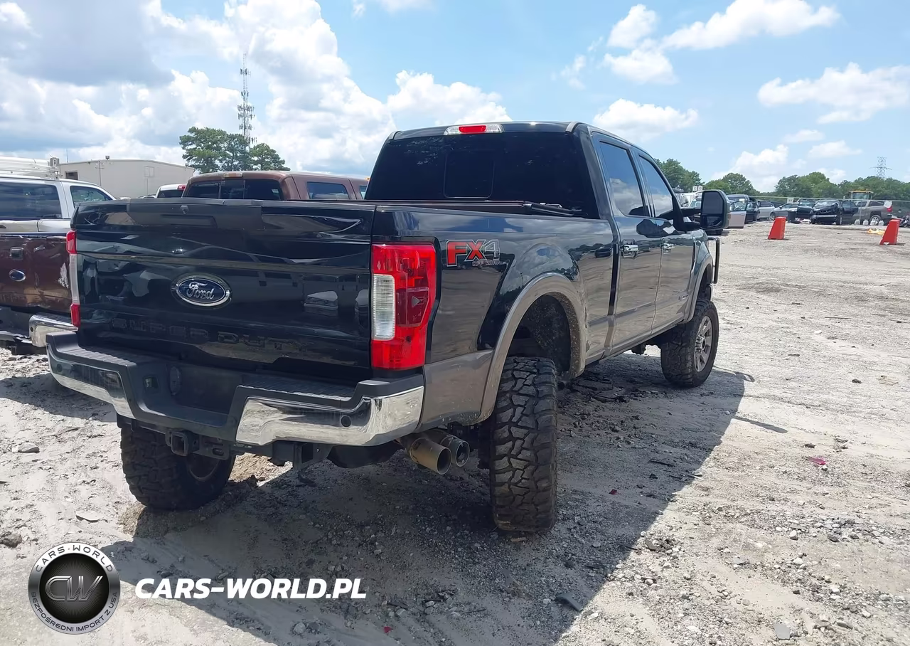 2018 Ford F-250 Lariat VIN:1FT7W2BT5JEB25516 - 4