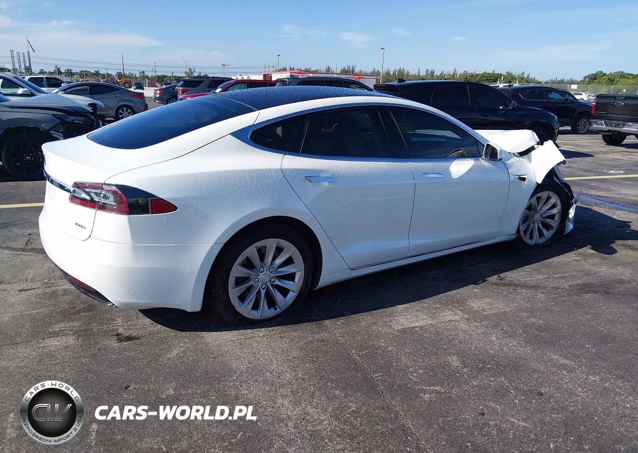 2017 Tesla Model S VIN:5YJSA1E27HF204183 - 4
