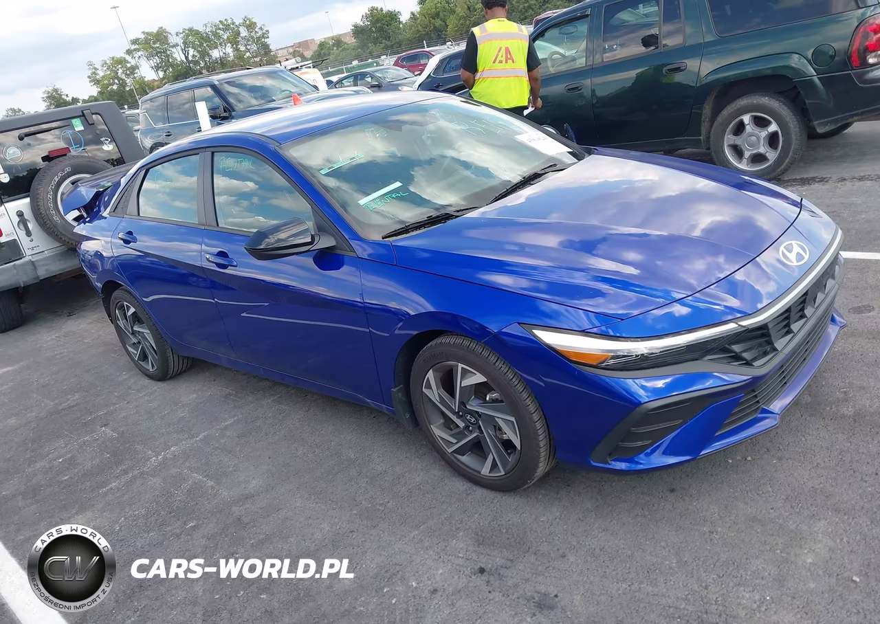 2025 Hyundai Elantra Sel Sport – zdjęcie 1 z 17