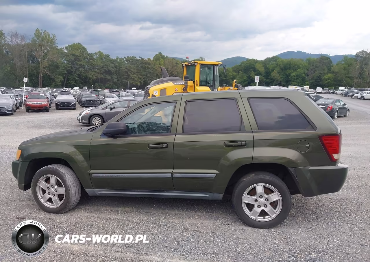 2007 Jeep Grand Cherokee Laredo VIN:1J8GR48K07C638316 - 15