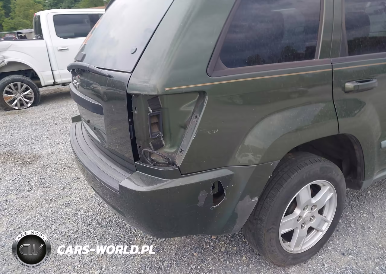 2007 Jeep Grand Cherokee Laredo VIN:1J8GR48K07C638316 - 6