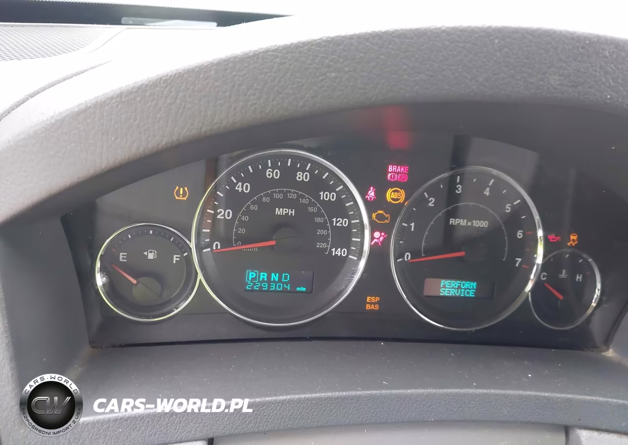 2007 Jeep Grand Cherokee Laredo VIN:1J8GR48K07C638316 - 7
