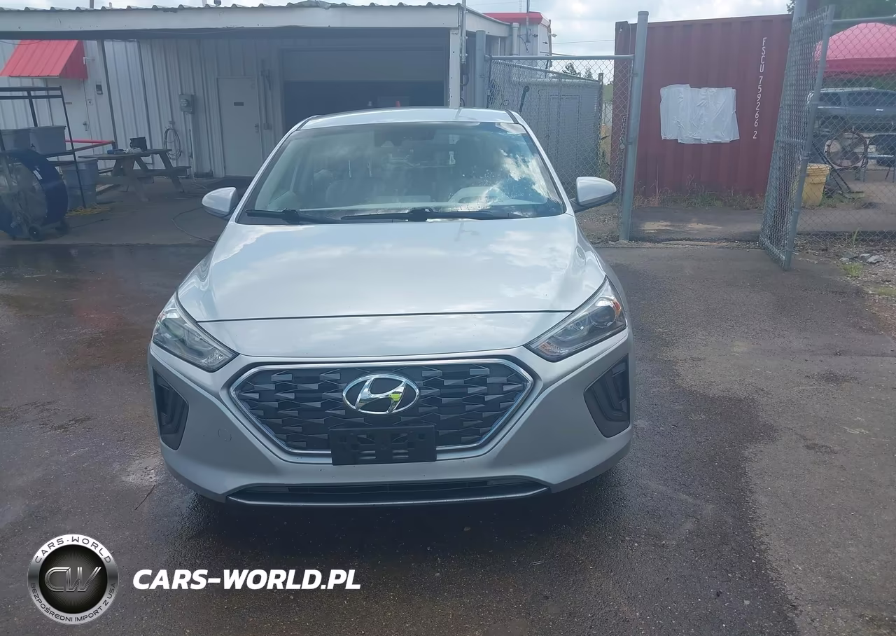 2020 Hyundai Ioniq Hybrid Blue VIN:KMHC65LC6LU232111 - 17