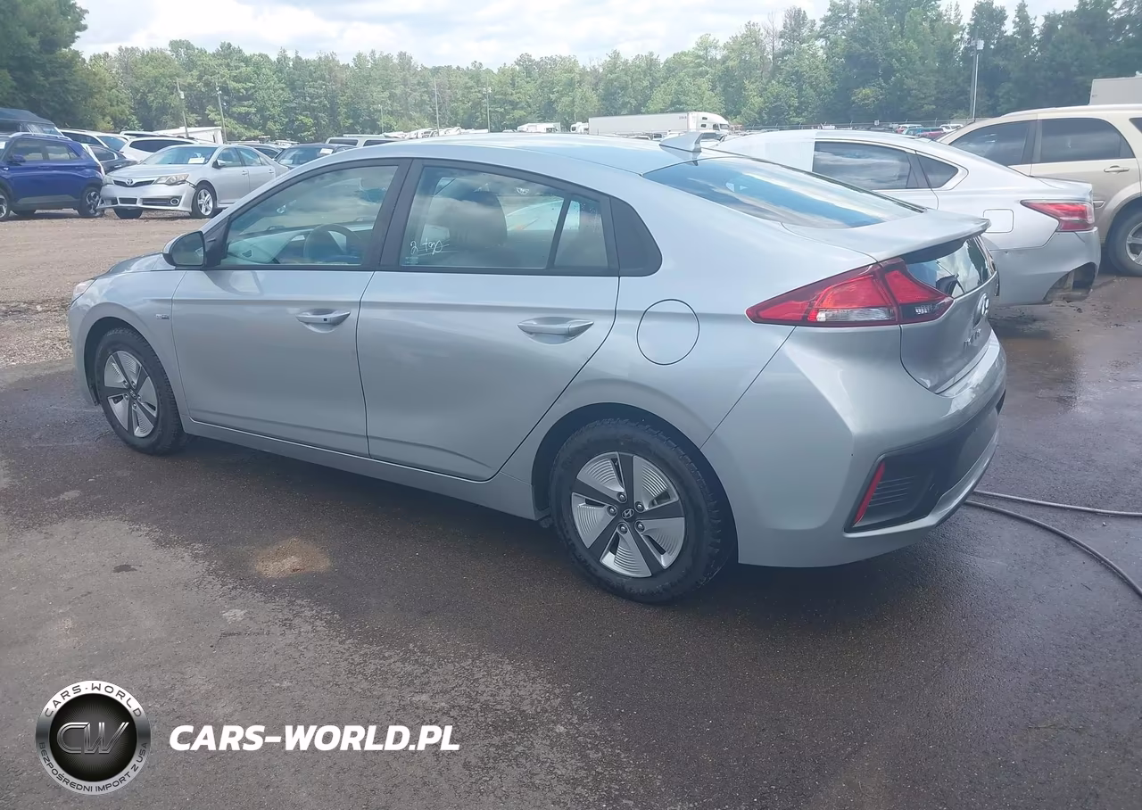 2020 Hyundai Ioniq Hybrid Blue VIN:KMHC65LC6LU232111 - 3