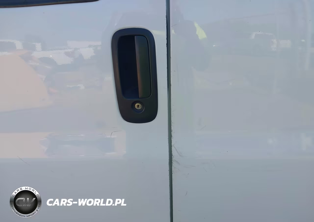 2016 Chevrolet Express 2500 Ls VIN:1GNWGEFG5G1315010 - 13