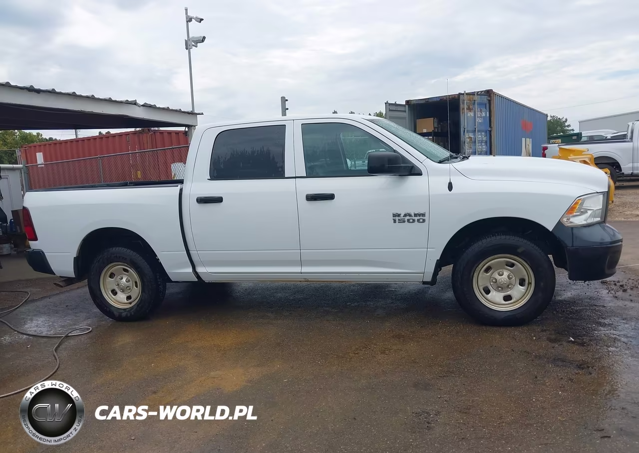 2018 Ram 1500 Tradesman 4X4 5'7 Box VIN:1C6RR7KG5JS313090 - 14