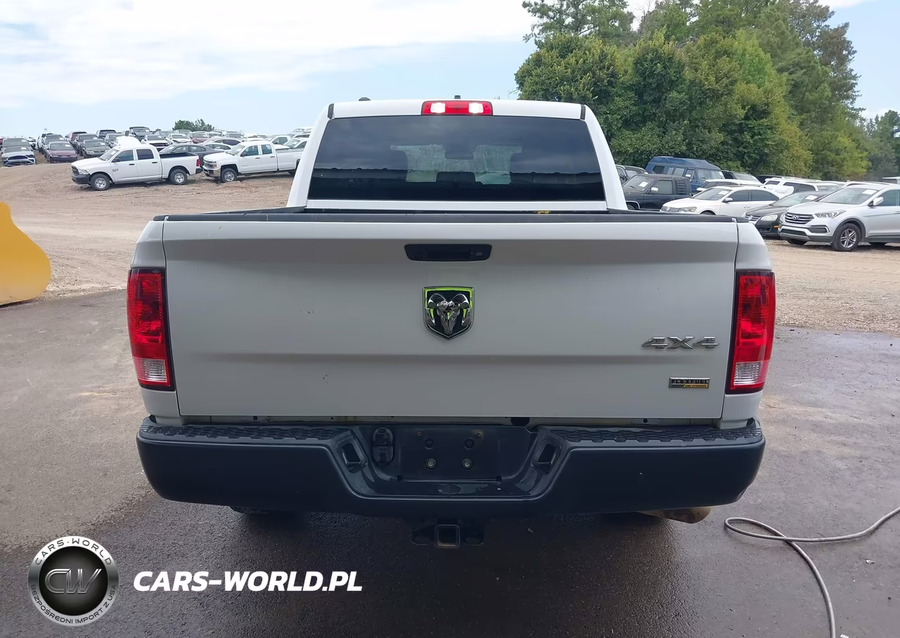 2018 Ram 1500 Tradesman 4X4 5'7 Box VIN:1C6RR7KG5JS313090 - 17