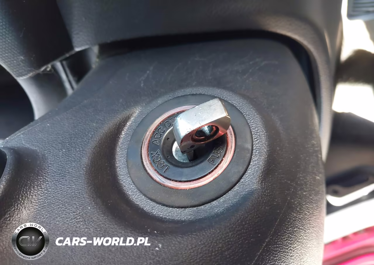 2013 Kia Soul + VIN:KNDJT2A60D7550502 - 11