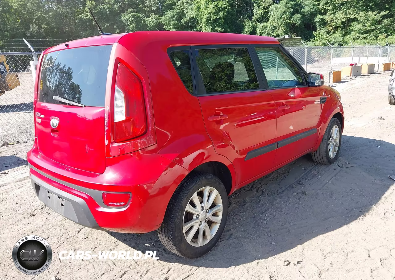 2013 Kia Soul + VIN:KNDJT2A60D7550502 - 4