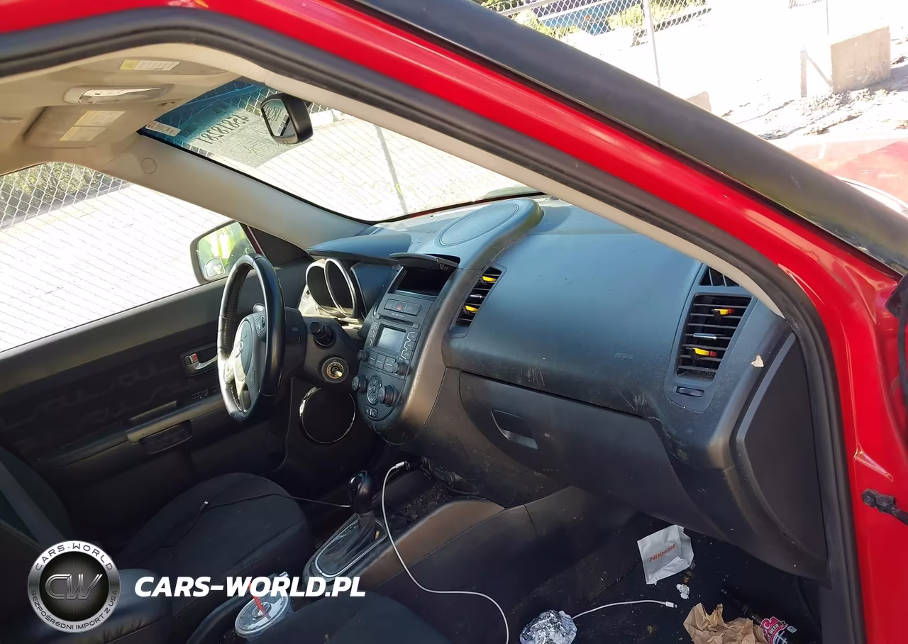 2013 Kia Soul + VIN:KNDJT2A60D7550502 - 5