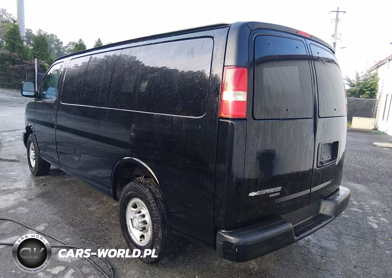 2015 Chevrolet Express 2500 Ls VIN:1GNWGPFGXF1268986 - 3