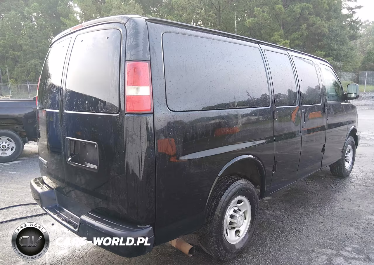 2015 Chevrolet Express 2500 Ls VIN:1GNWGPFGXF1268986 - 4