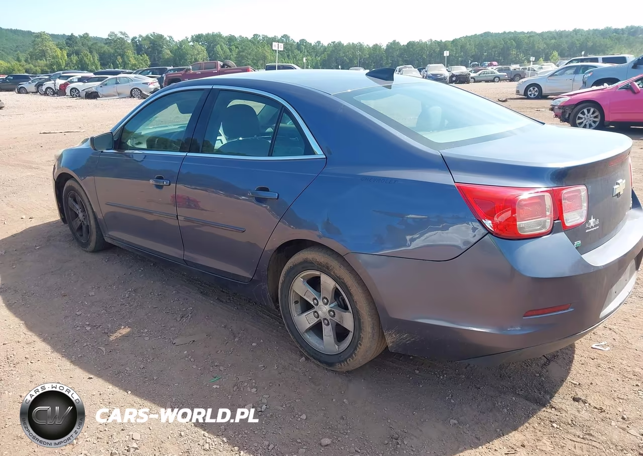2015 Chevrolet Malibu Ls VIN:1G11B5SL1FF232074 - 3