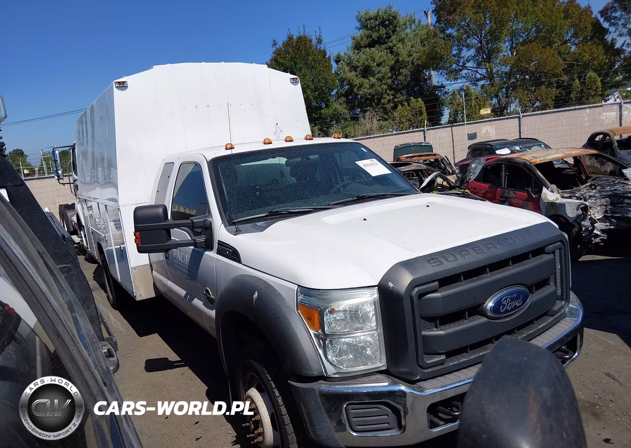 2012 Ford F-550 Chassis Xl