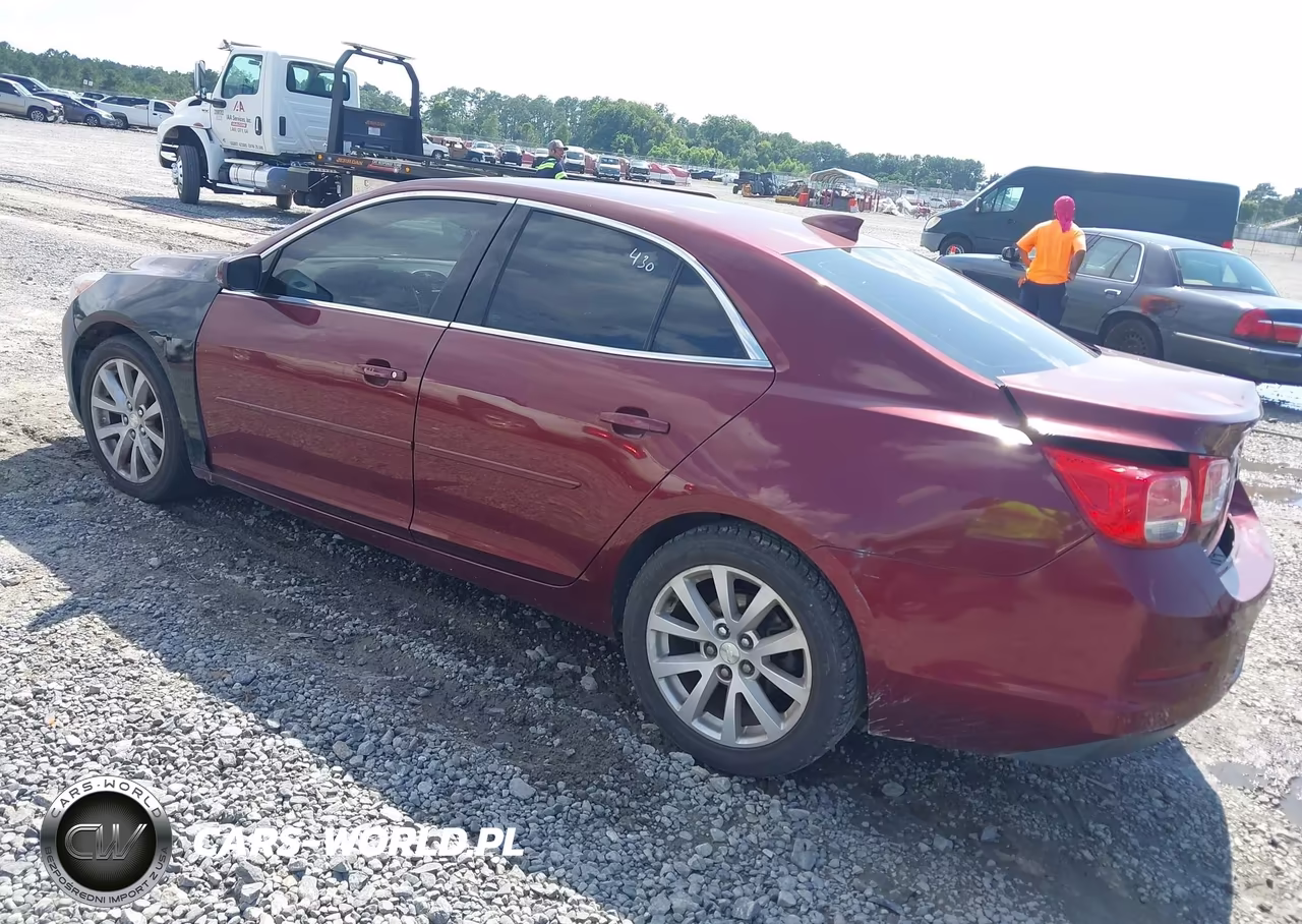 2015 Chevrolet Malibu 2Lt VIN:1G11D5SL8FF295392 - 3