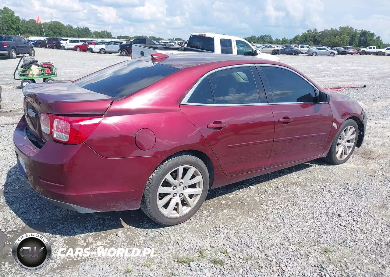 2015 Chevrolet Malibu 2Lt VIN:1G11D5SL8FF295392 - 4