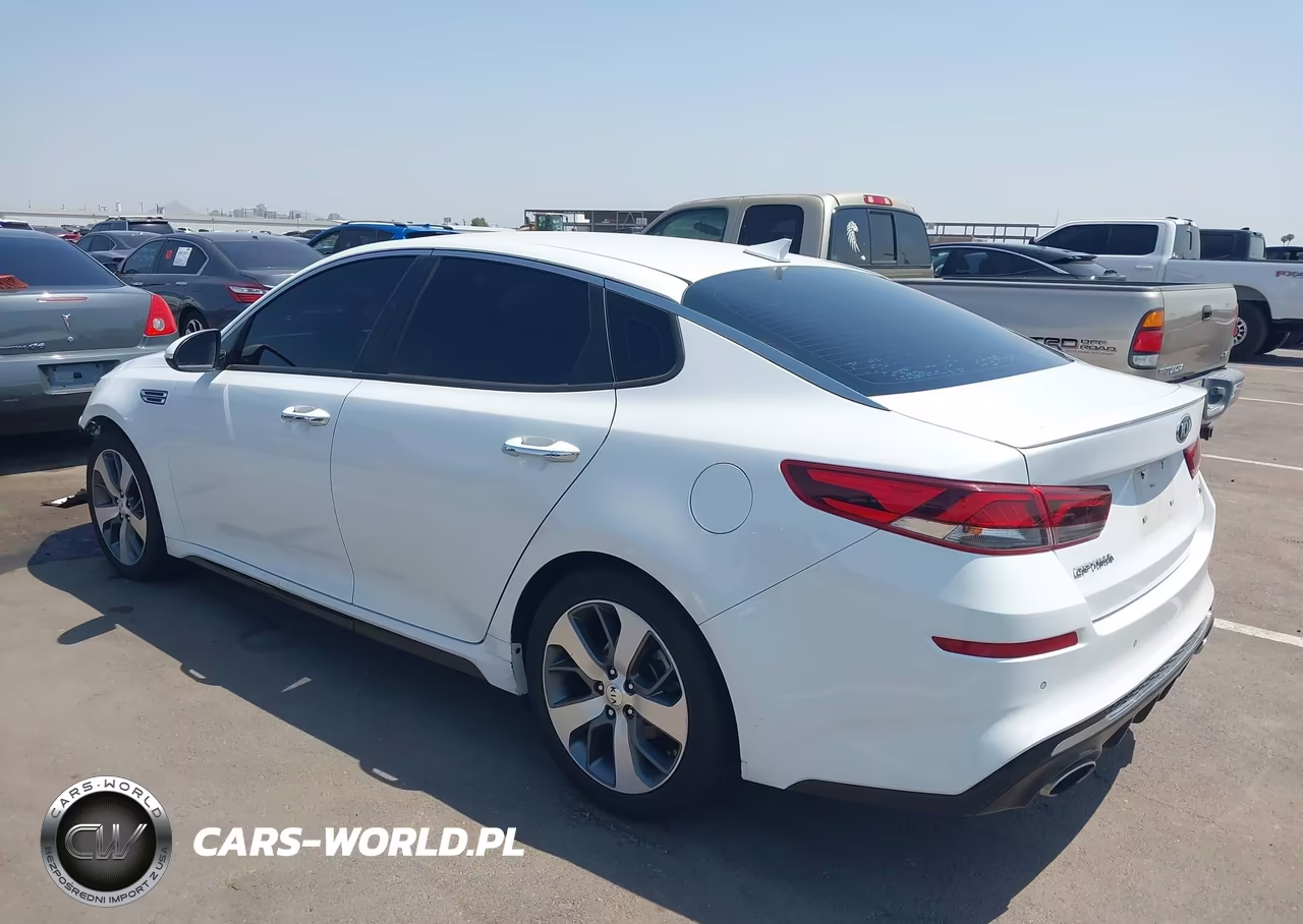 2020 Kia Optima S VIN:5XXGT4L30LG395853 - 3