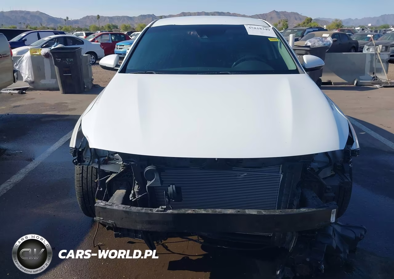 2020 Kia Optima S VIN:5XXGT4L30LG395853 - 6