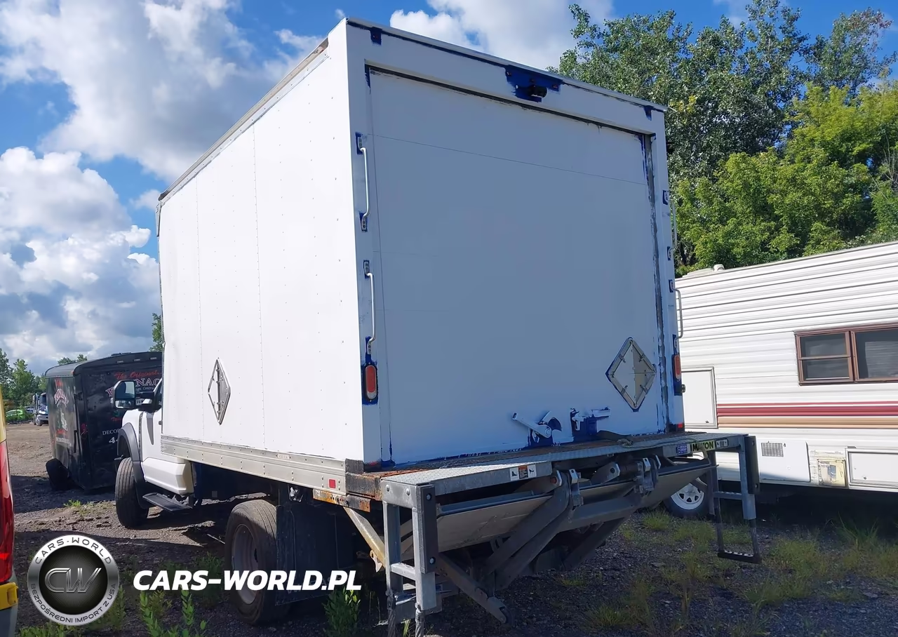 2023 Ford F-450 Chassis Xl VIN:1FDUF4GN1PEC82151 - 3