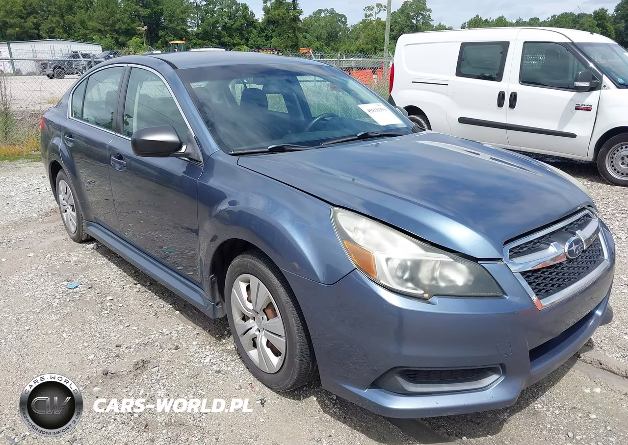 2013 Subaru Legacy 2.5I – zdjęcie 1 z 11