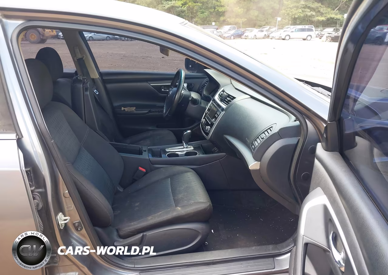 2018 Nissan Altima 2.5 Sv VIN:1N4AL3APXJC216047 - 5