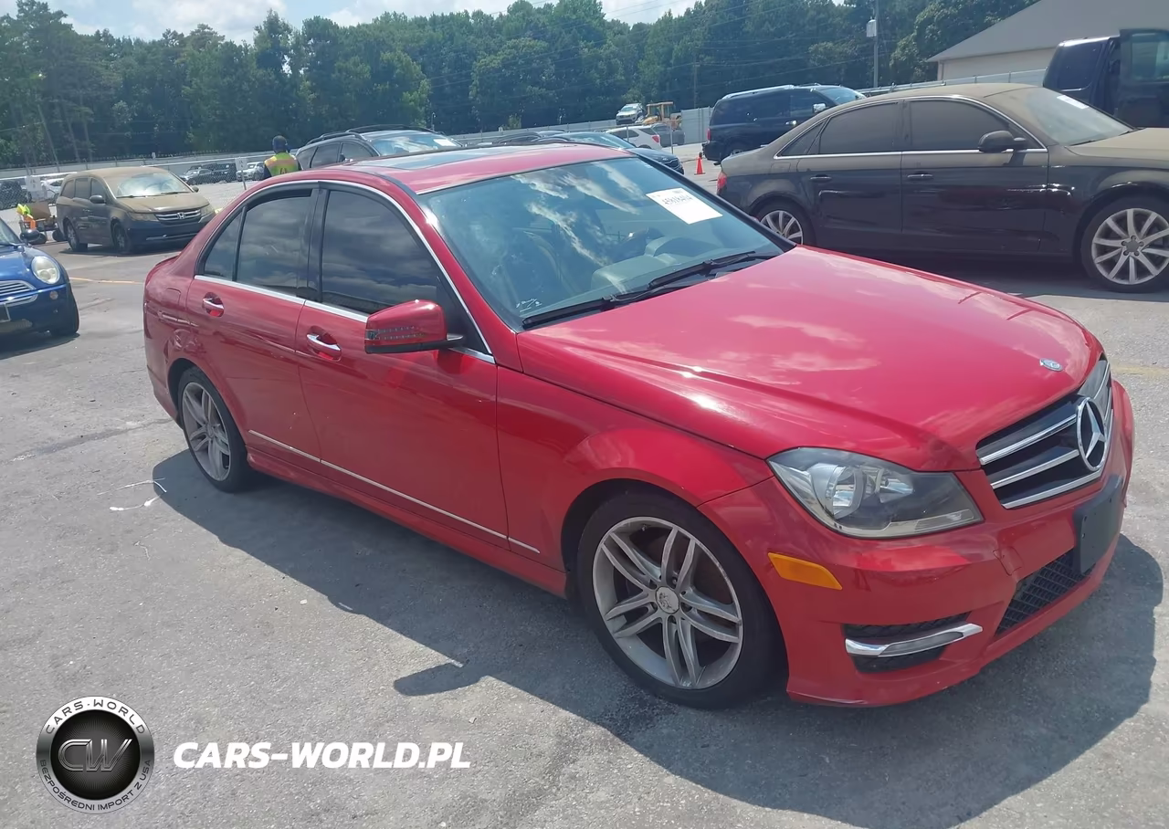 2012 Mercedes-Benz C 300 Sport 4Matic – zdjęcie 1 z 10