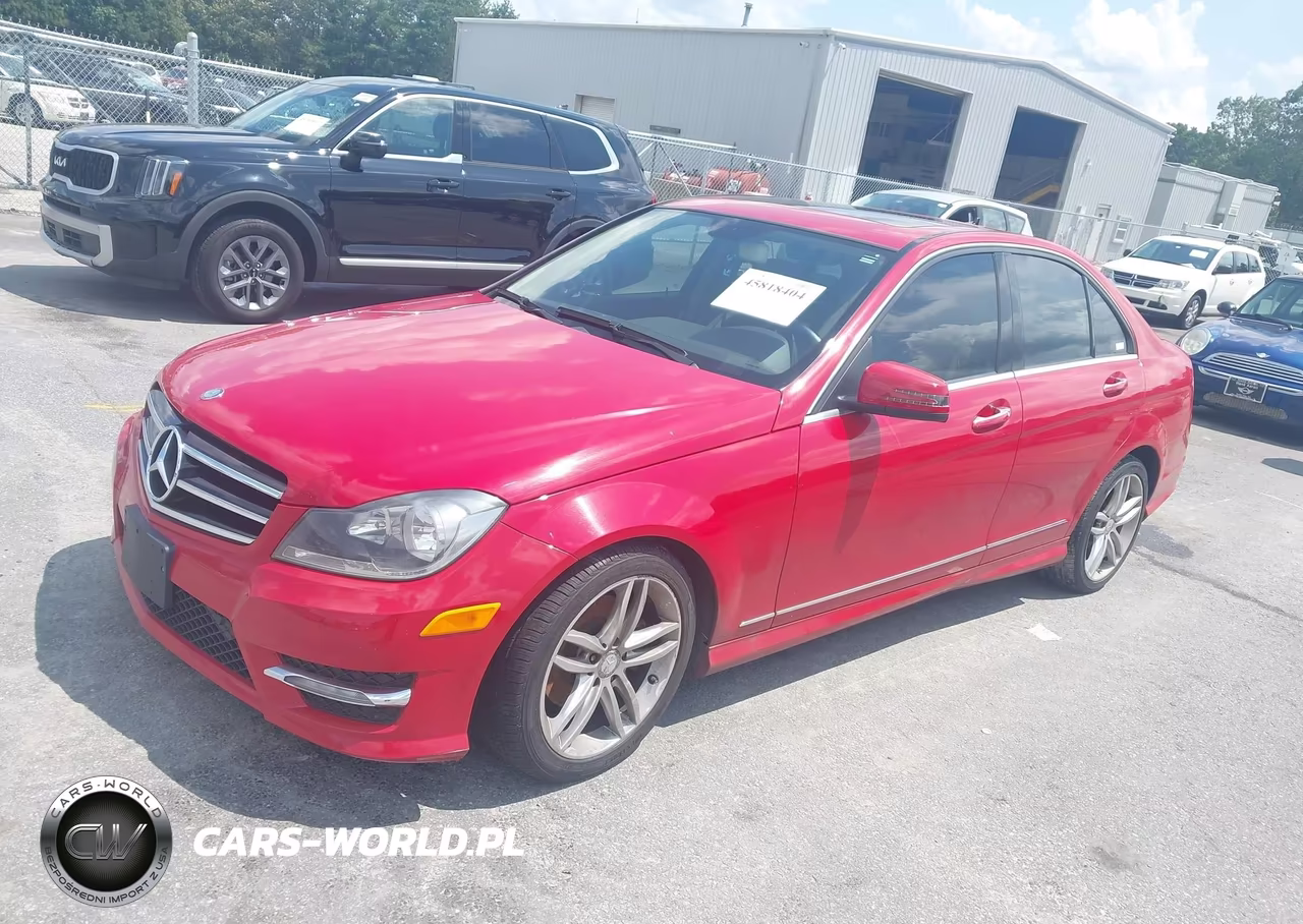2012 Mercedes-Benz C 300 Sport 4Matic VIN:WDDGF8BBXCR238020 - 2