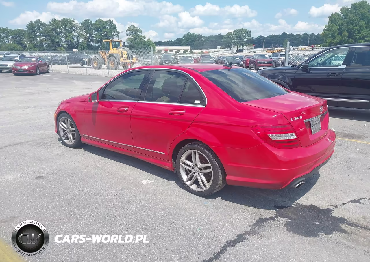 2012 Mercedes-Benz C 300 Sport 4Matic VIN:WDDGF8BBXCR238020 - 3