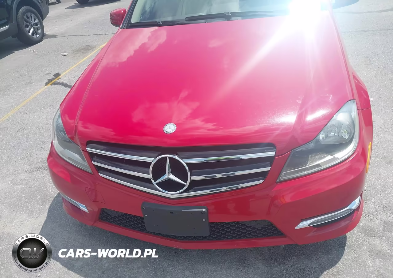 2012 Mercedes-Benz C 300 Sport 4Matic VIN:WDDGF8BBXCR238020 - 6