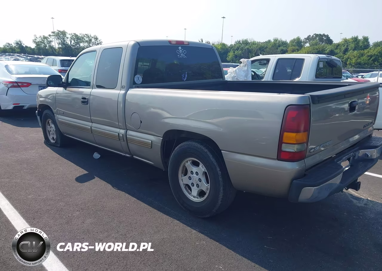 2001 Chevrolet Silverado 1500 Ls VIN:2GCEC19T611367815 - 3