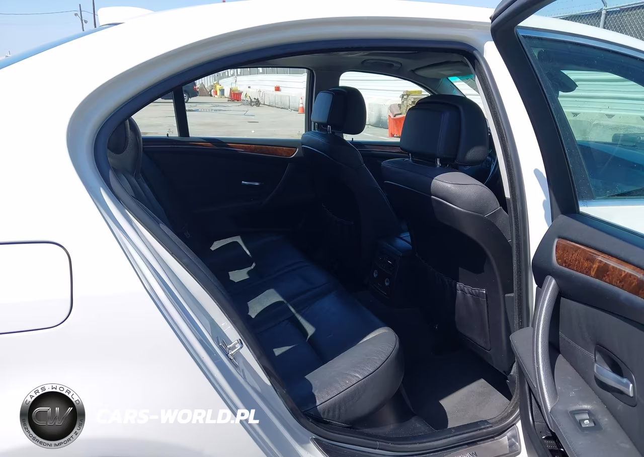 2008 BMW 528I VIN:WBANU53518CT09367 - 8