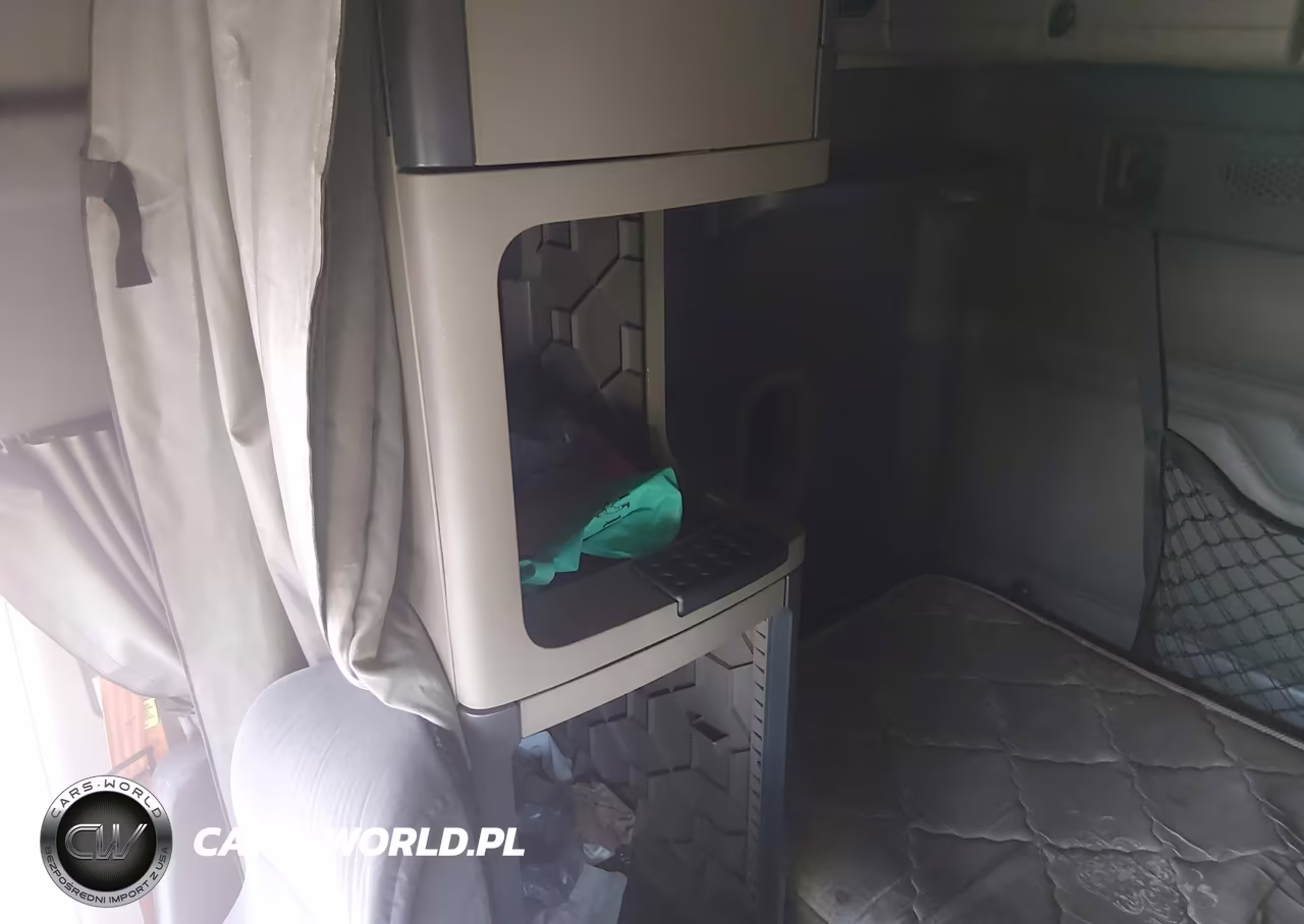 2010 Freightliner Cascadia 125 VIN:1FUJGLDRXASAK8951 - 14