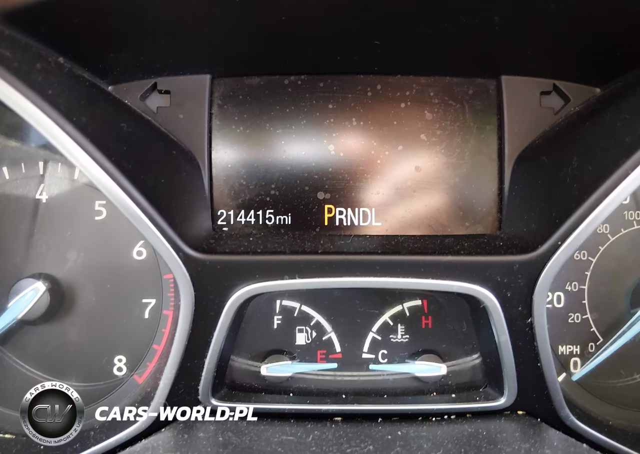 2018 Ford Focus Se VIN:1FADP3K21JL282488 - 7