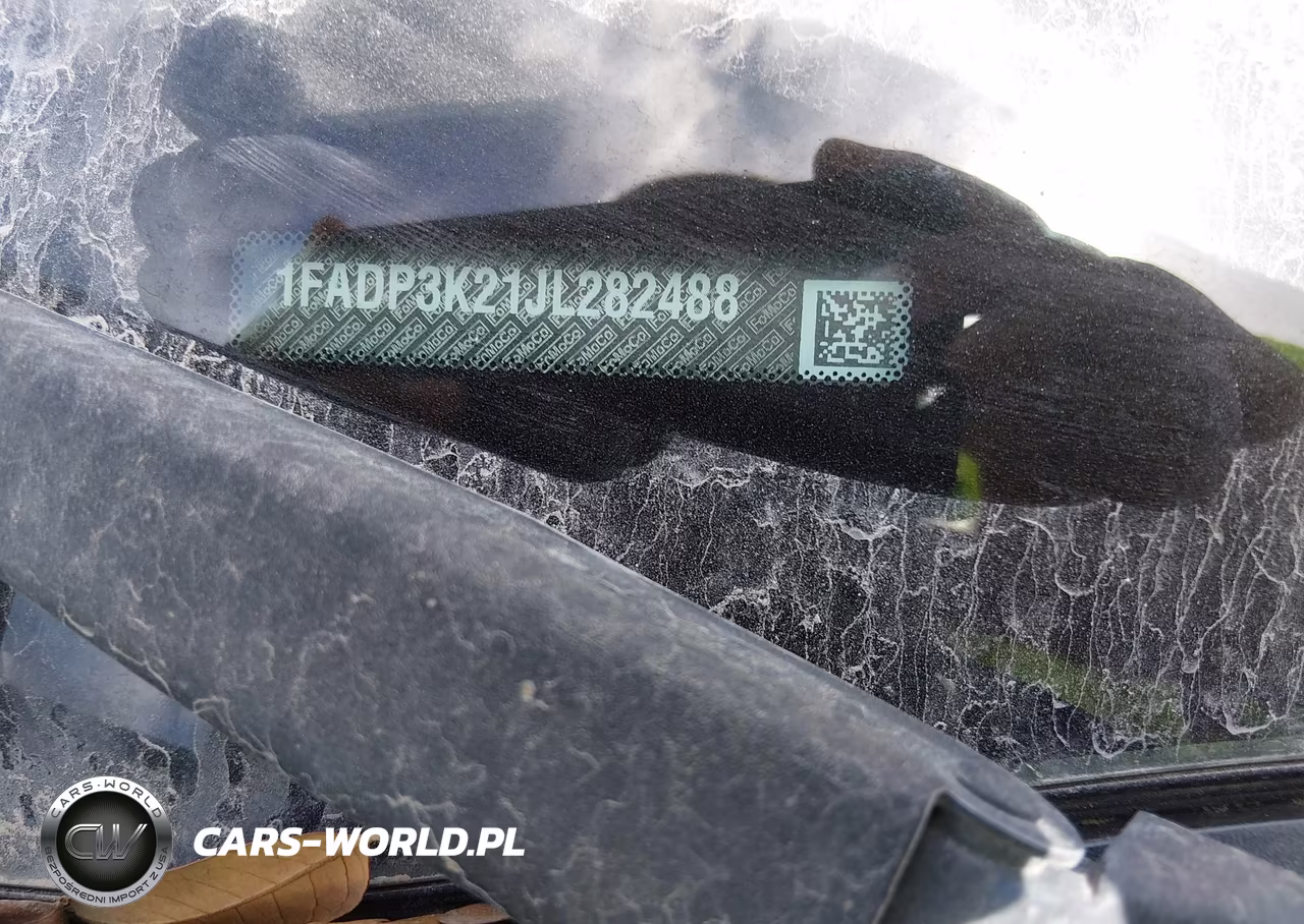 2018 Ford Focus Se VIN:1FADP3K21JL282488 - 9