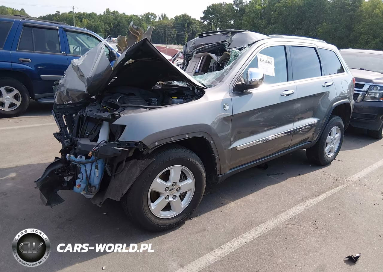 2012 Jeep Grand Cherokee Laredo VIN:1C4RJFAGXCC268981 - 2