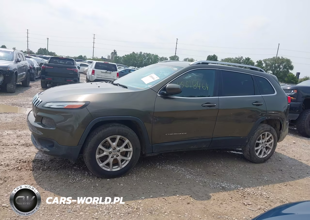 2015 Jeep Cherokee Latitude VIN:1C4PJMCB1FW572149 - 14