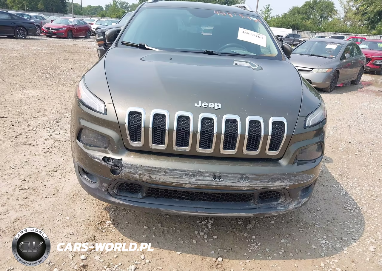 2015 Jeep Cherokee Latitude VIN:1C4PJMCB1FW572149 - 6