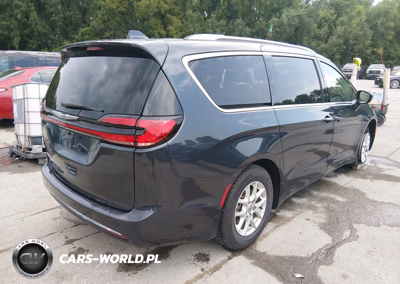 2021 Chrysler Pacifica Touring L VIN:2C4RC1BG7MR552685 - 4