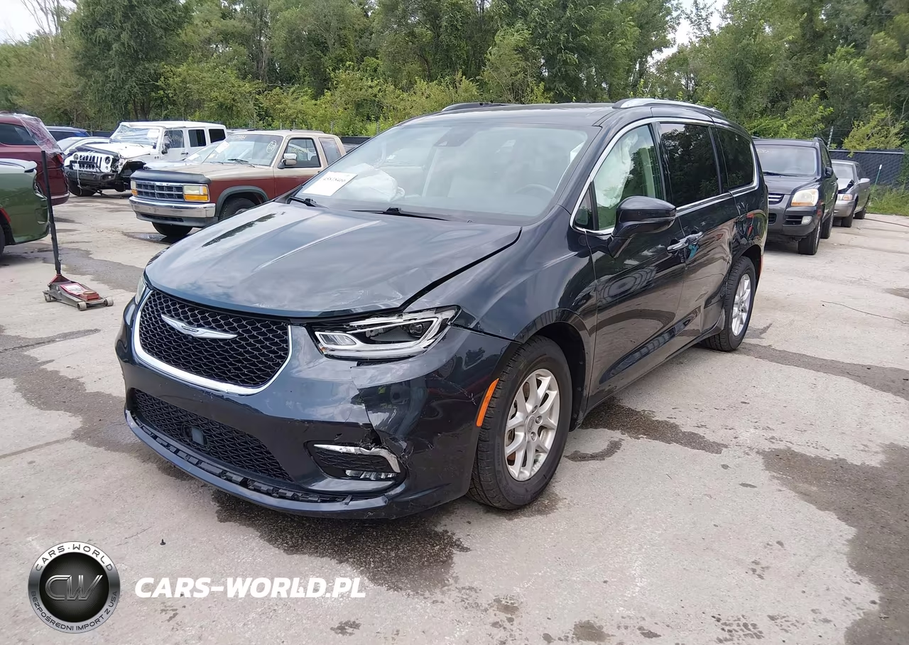 2021 Chrysler Pacifica Touring L VIN:2C4RC1BG7MR552685 - 6