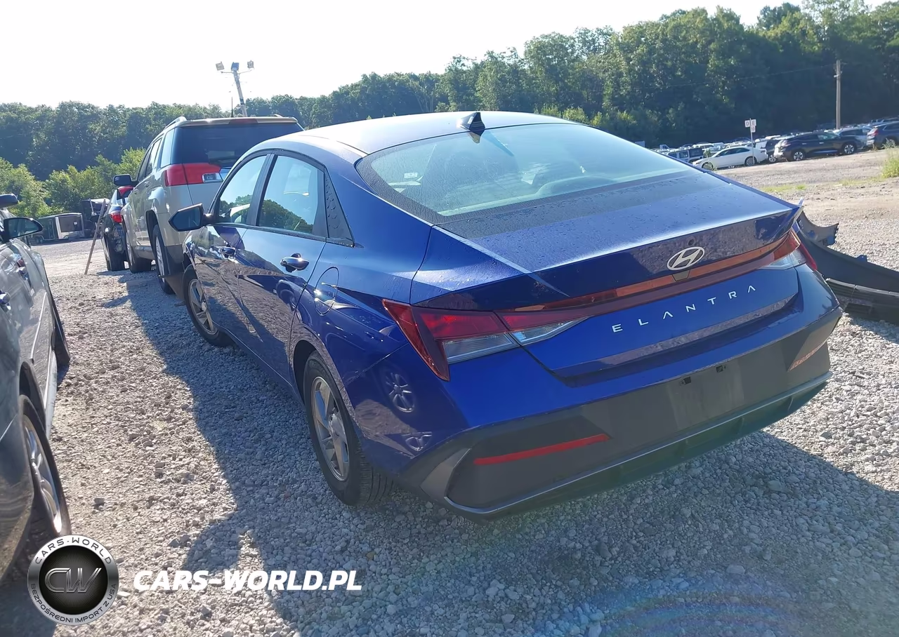 2024 Hyundai Elantra Se VIN:KMHLL4DGXRU818646 - 3