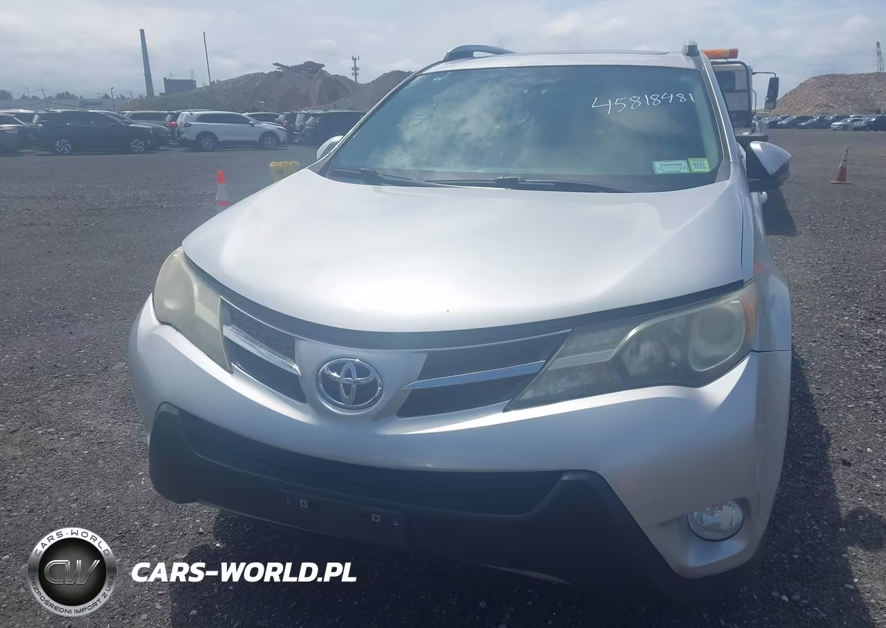 2015 Toyota Rav4 Xle VIN:2T3RFREV7FW386211 - 12