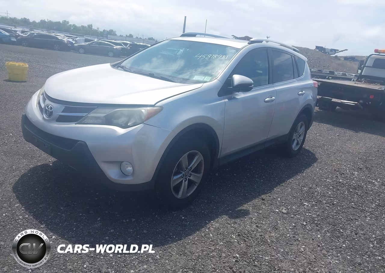 2015 Toyota Rav4 Xle VIN:2T3RFREV7FW386211 - 2