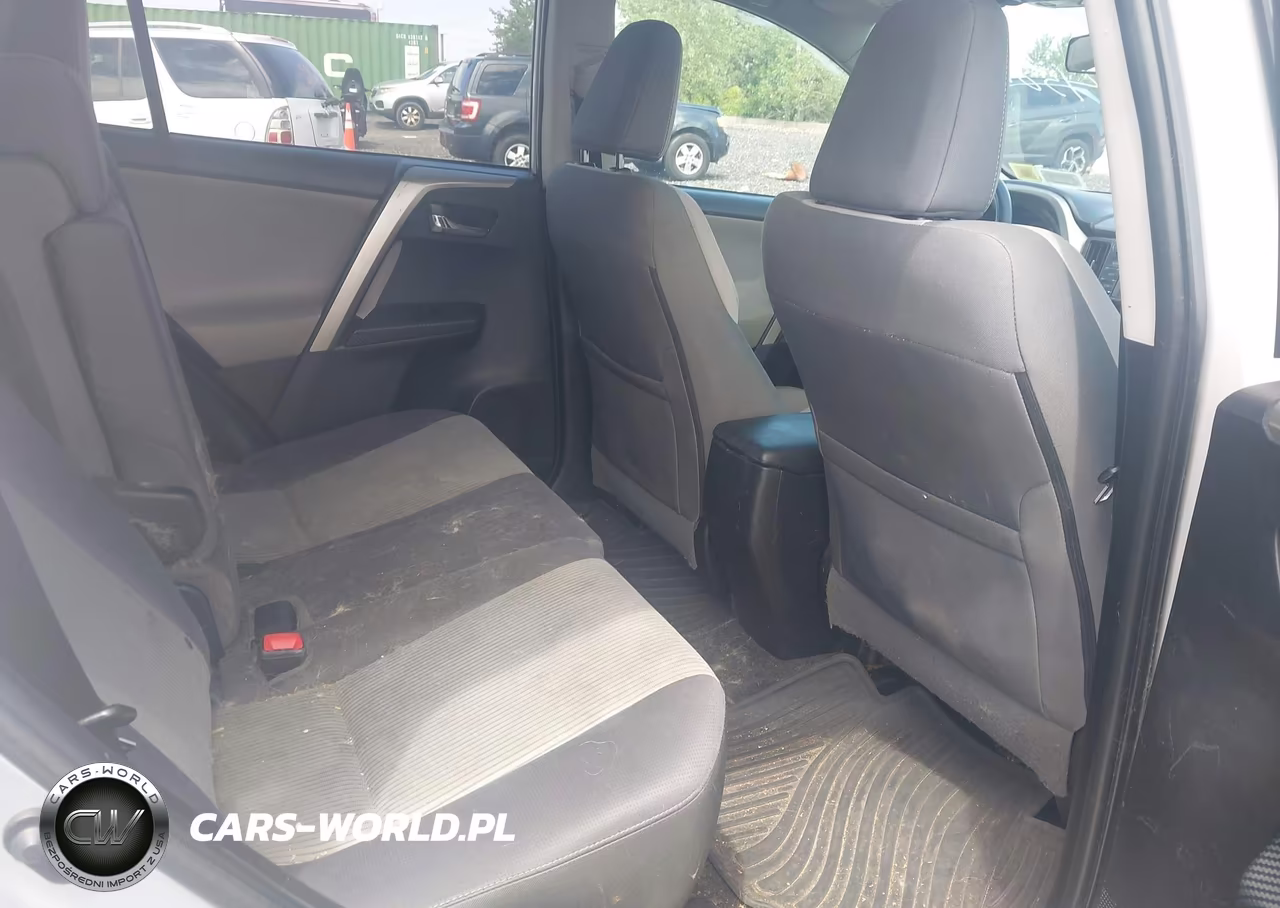 2015 Toyota Rav4 Xle VIN:2T3RFREV7FW386211 - 8
