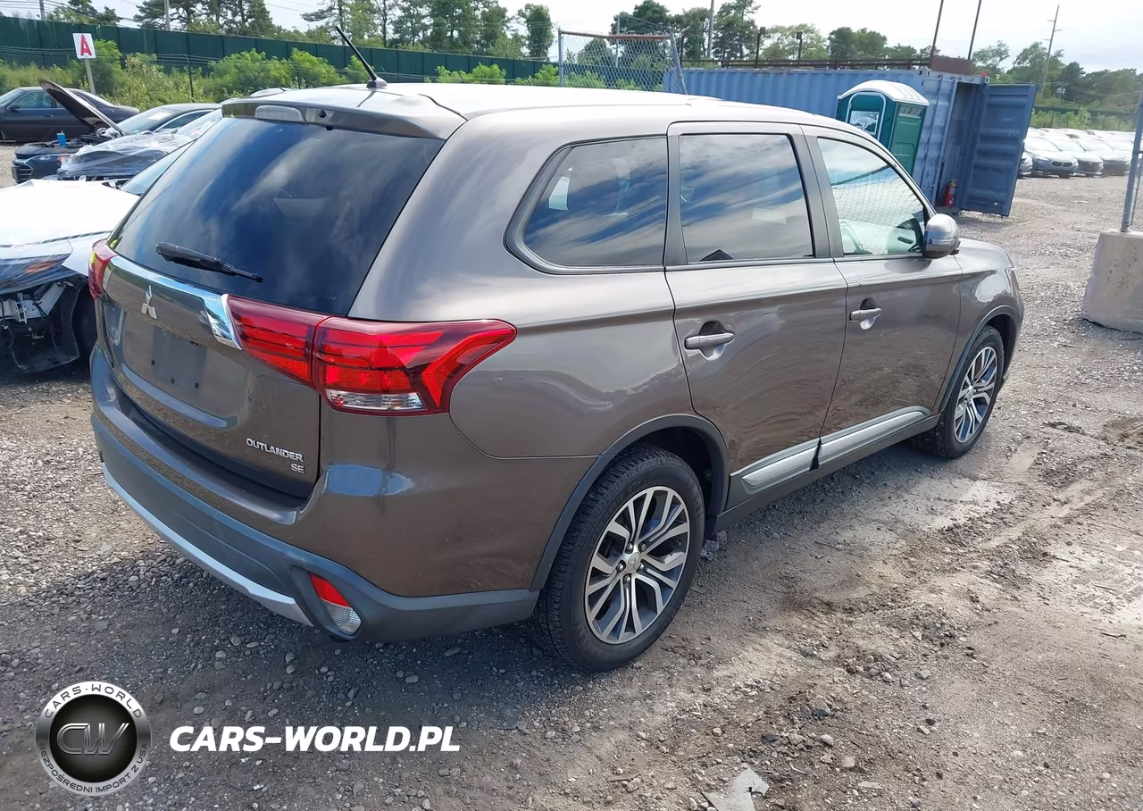 2016 Mitsubishi Outlander Se VIN:JA4AZ3A38GZ060631 - 4
