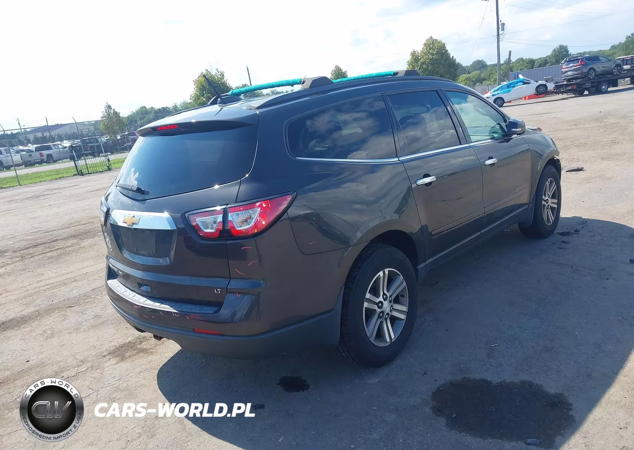 2017 Chevrolet Traverse Lt VIN:1GNKVHKD7HJ323306 - 4