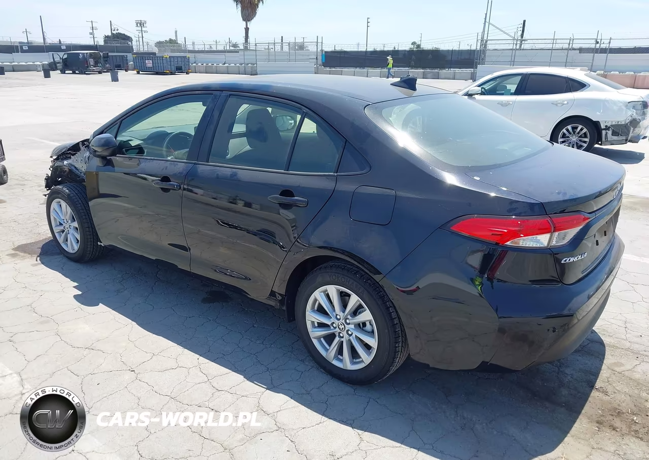 2026 Toyota Corolla Hybrid Hybrid Le VIN:JTDBCMFE2T3156618 - 3