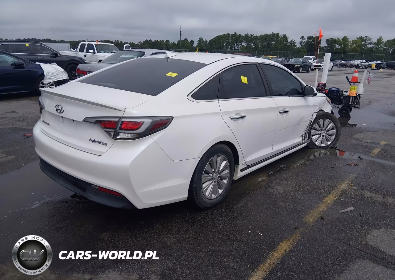 2016 Hyundai Sonata Hybrid Se VIN:KMHE24L17GA027031 - 4