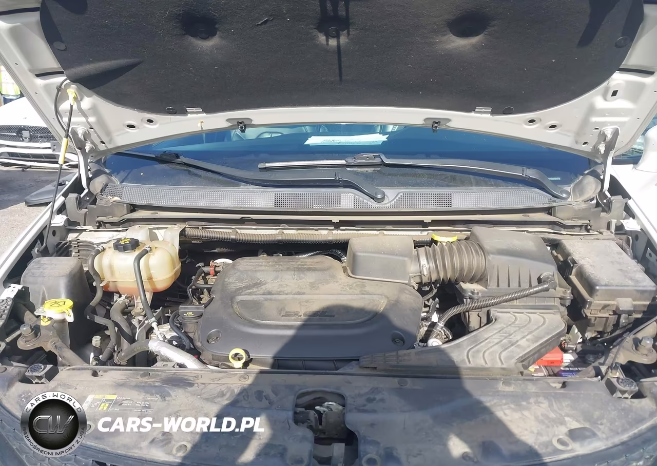 2019 Chrysler Pacifica Touring L VIN:2C4RC1BGXKR705430 - 10