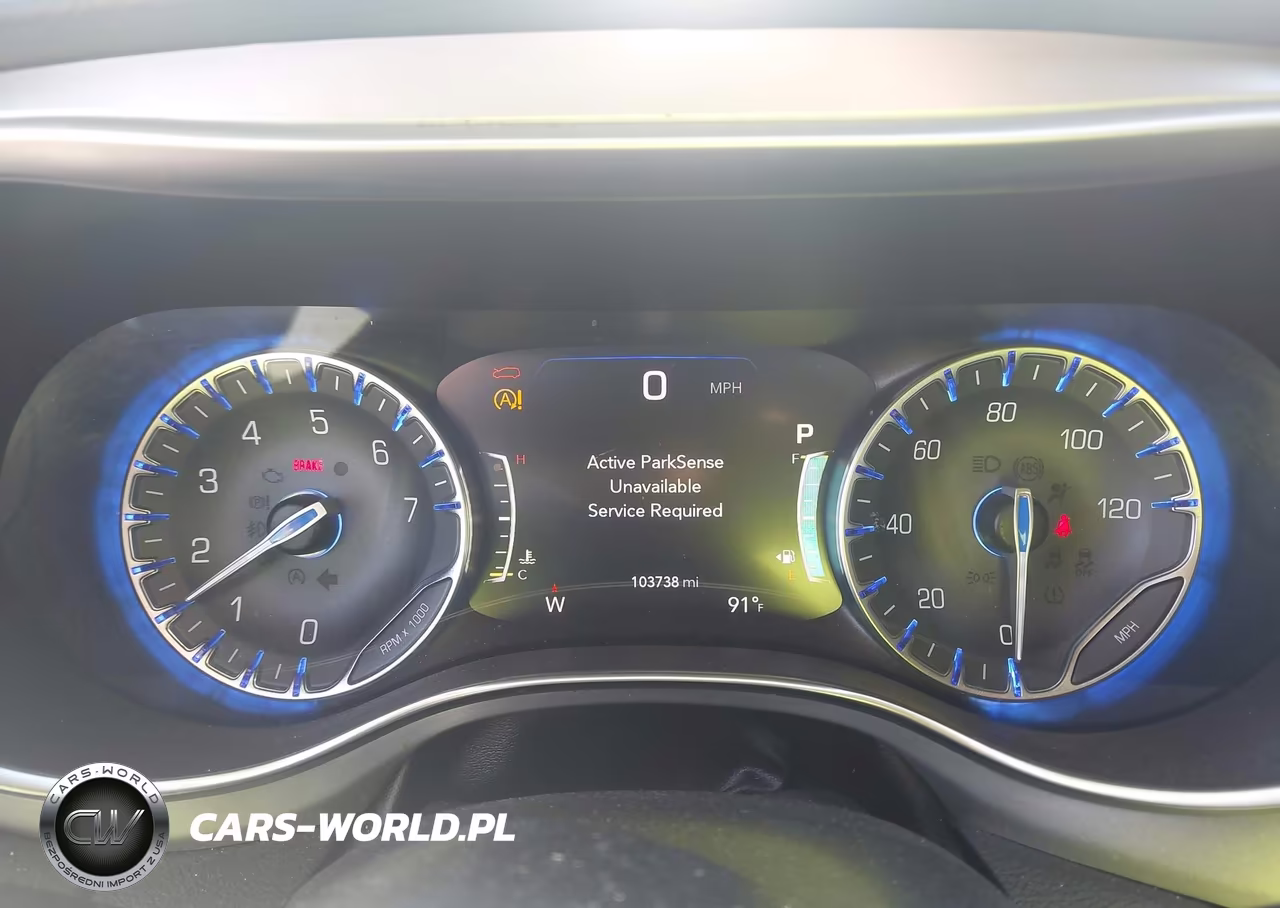 2019 Chrysler Pacifica Touring L VIN:2C4RC1BGXKR705430 - 7